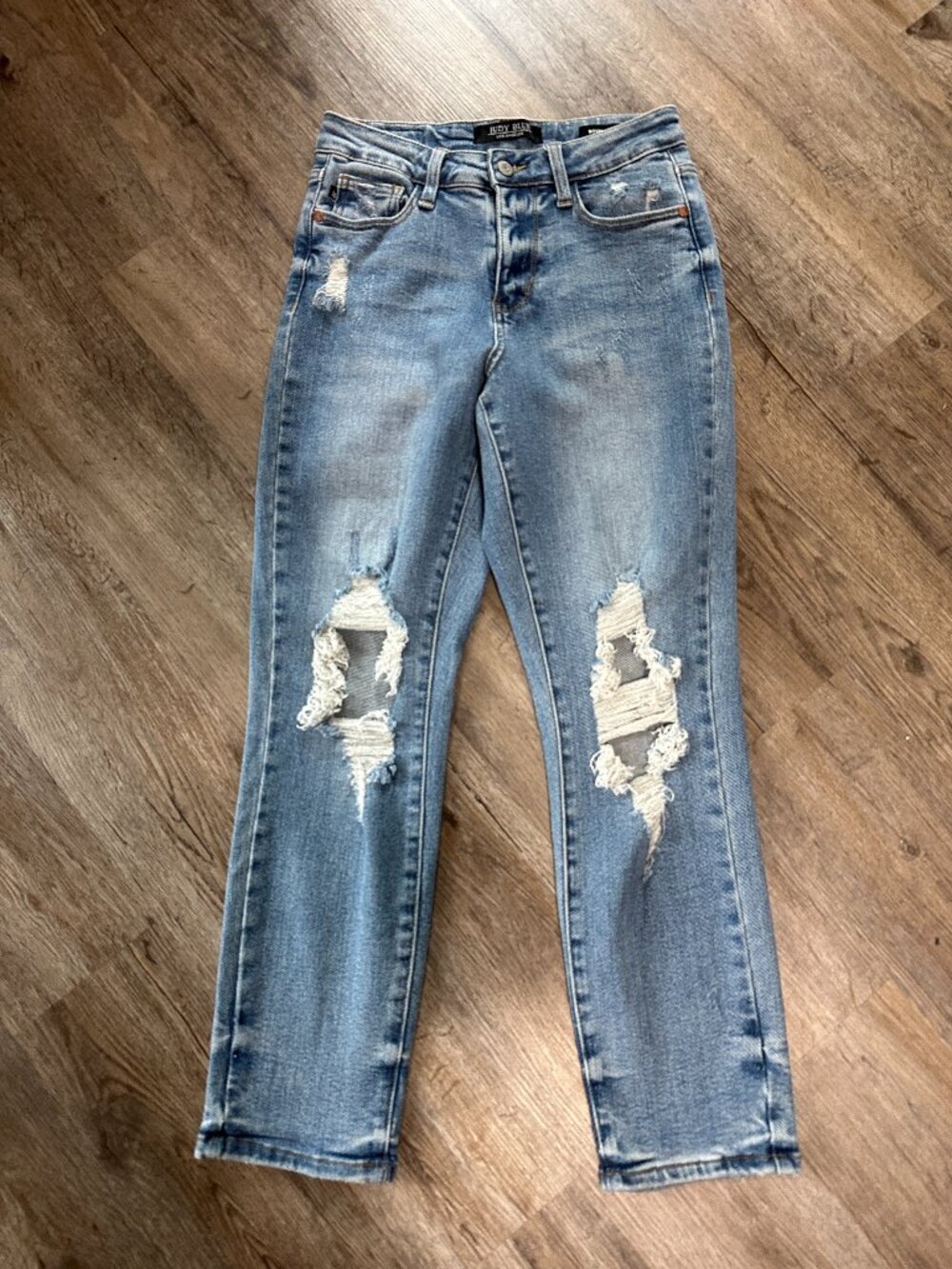 Judy Blue Boyfriend Fit Jeans Size 3/26 High Rise Distressed Medium Wash Stretch